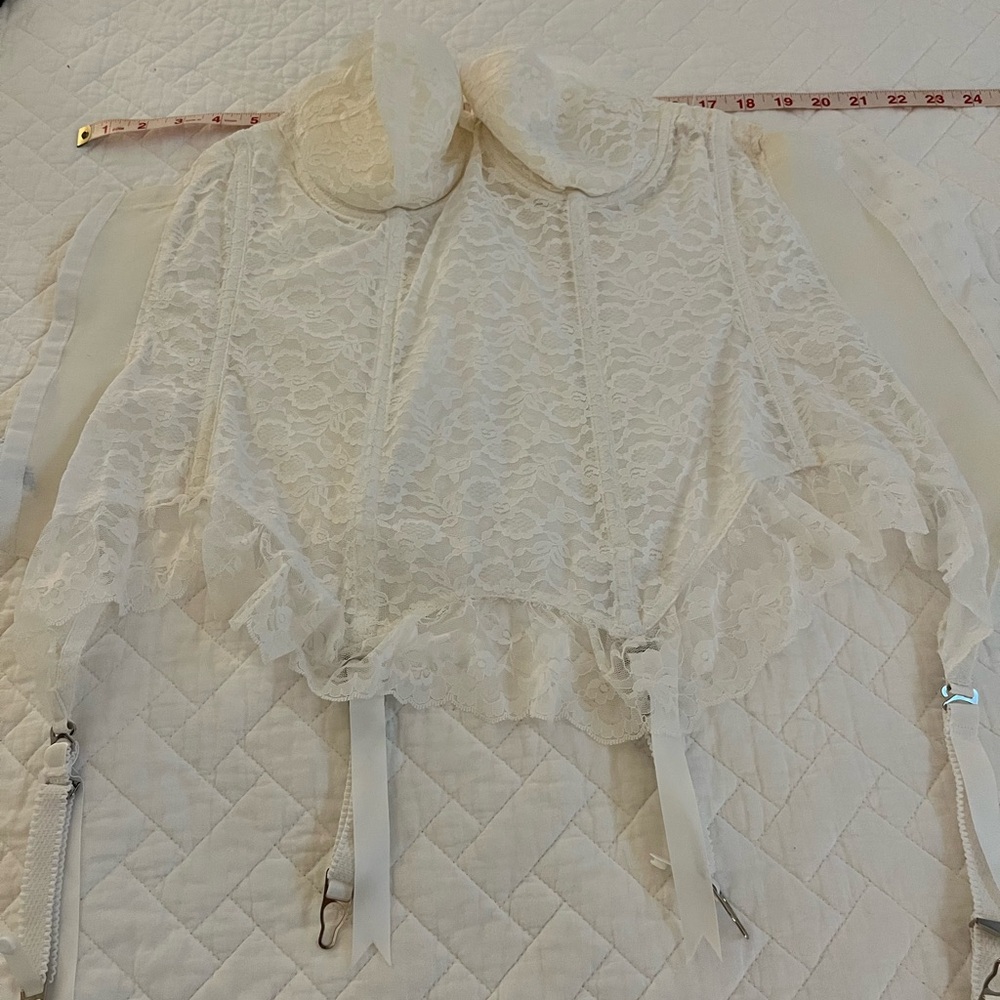 Goddess Cream Lace Lingerie